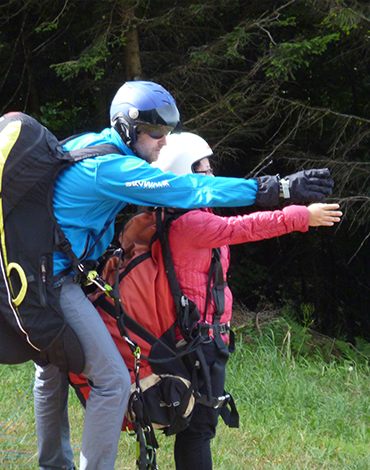 Gleitschirm-Tandemflug Start